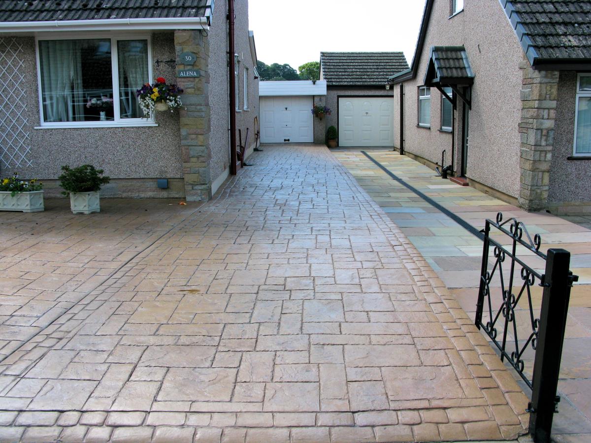 concrete driveways imprinted pattern driveway leyland kirkham slate sandstone cobblestone ashlar give call coloured bungalow northern country